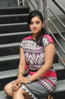 Priya Anduluri Photos